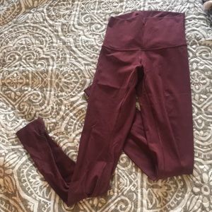 Lululemon wunder under tights